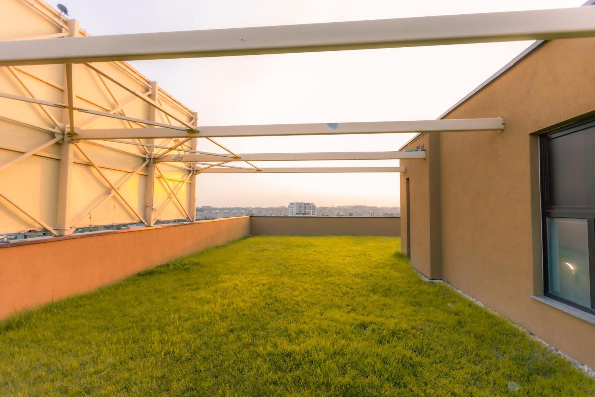 Sunset Apartment - Central Apt With Rooftop Garden Bucureşti Eksteriør bilde